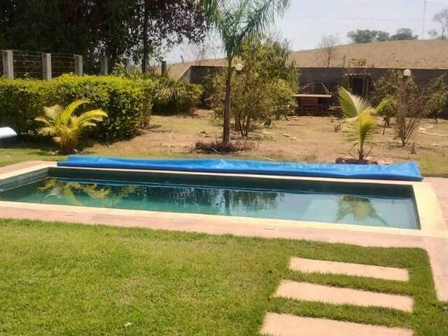 #97 - Casa em condomínio para Venda em Alexânia - GO